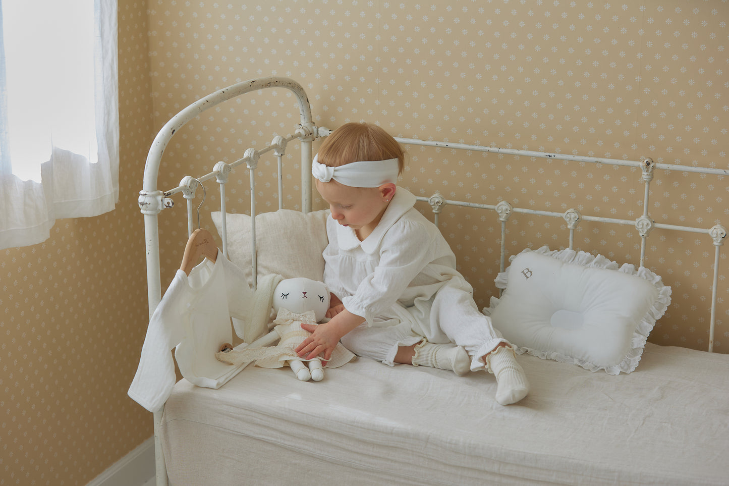 Shushu Doll/Doll clothes
