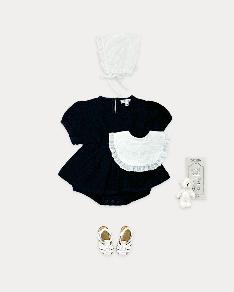 Swan romper-black