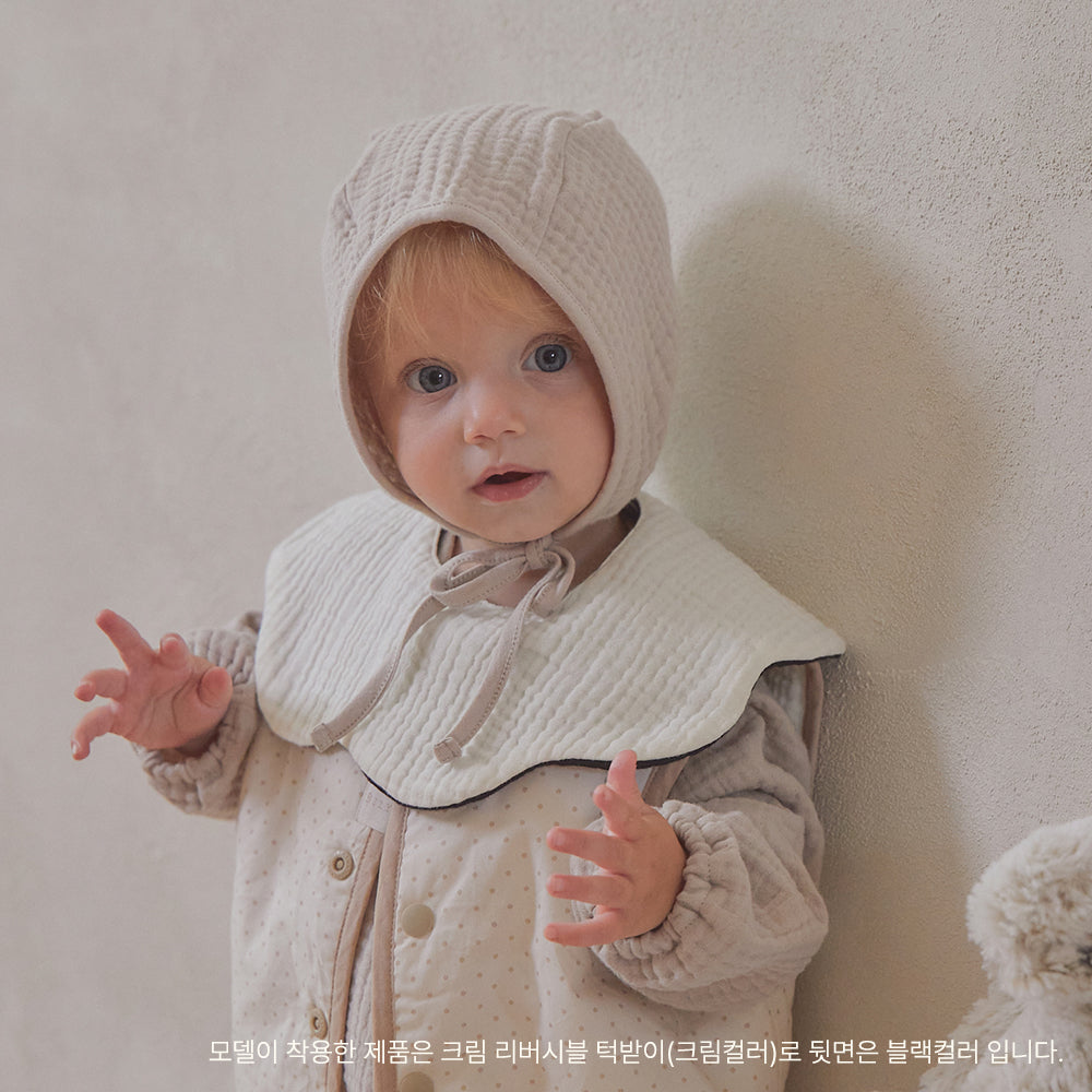 CREAM REVERSIBLE BIB