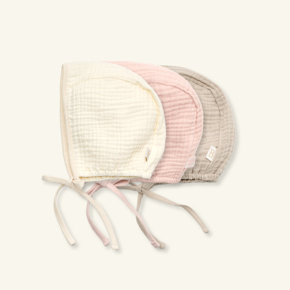 CREAM BONNET