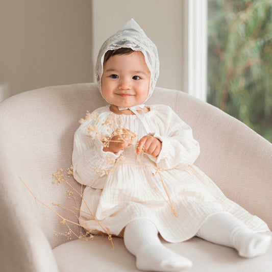 SECRET GARDEN LACE BONNET