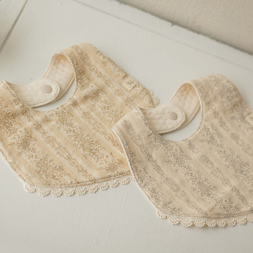 VERSAILLES ORGANIC BIB