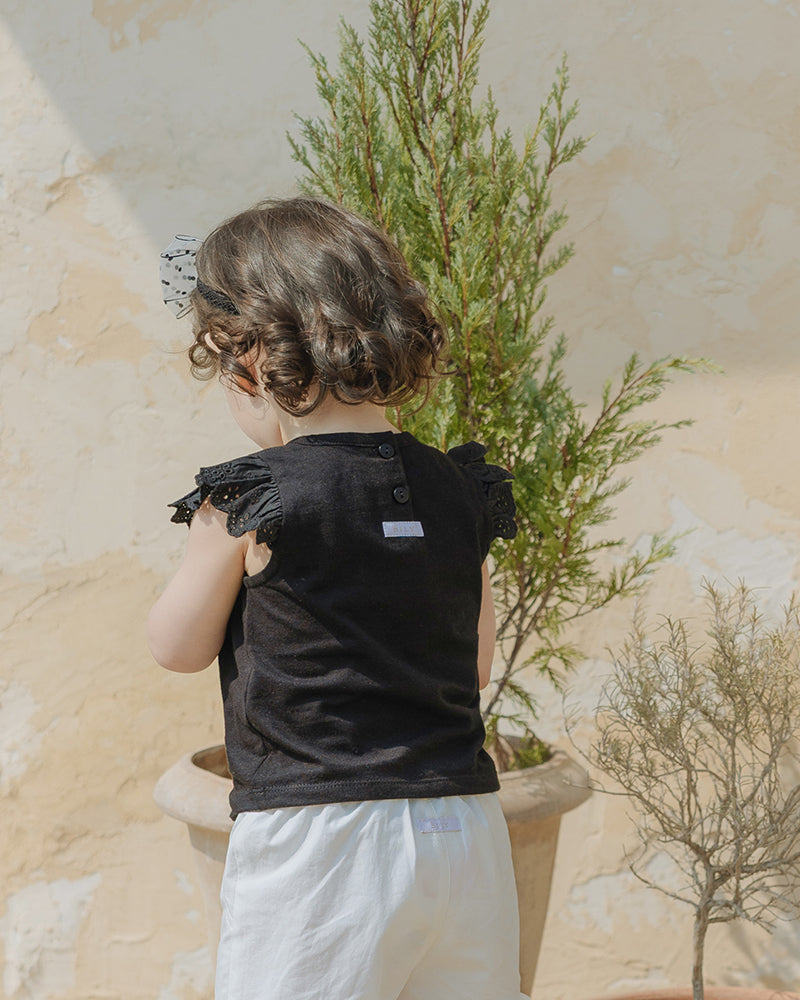 Raffine Sleeveless Shirt-Black